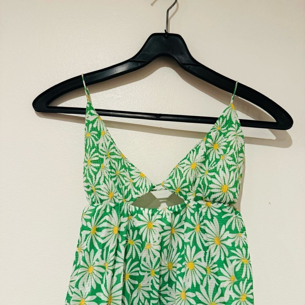Zara Floral Pleated Cut Out Open Back Mini Dress Size Medium - Picture 4 of 8
